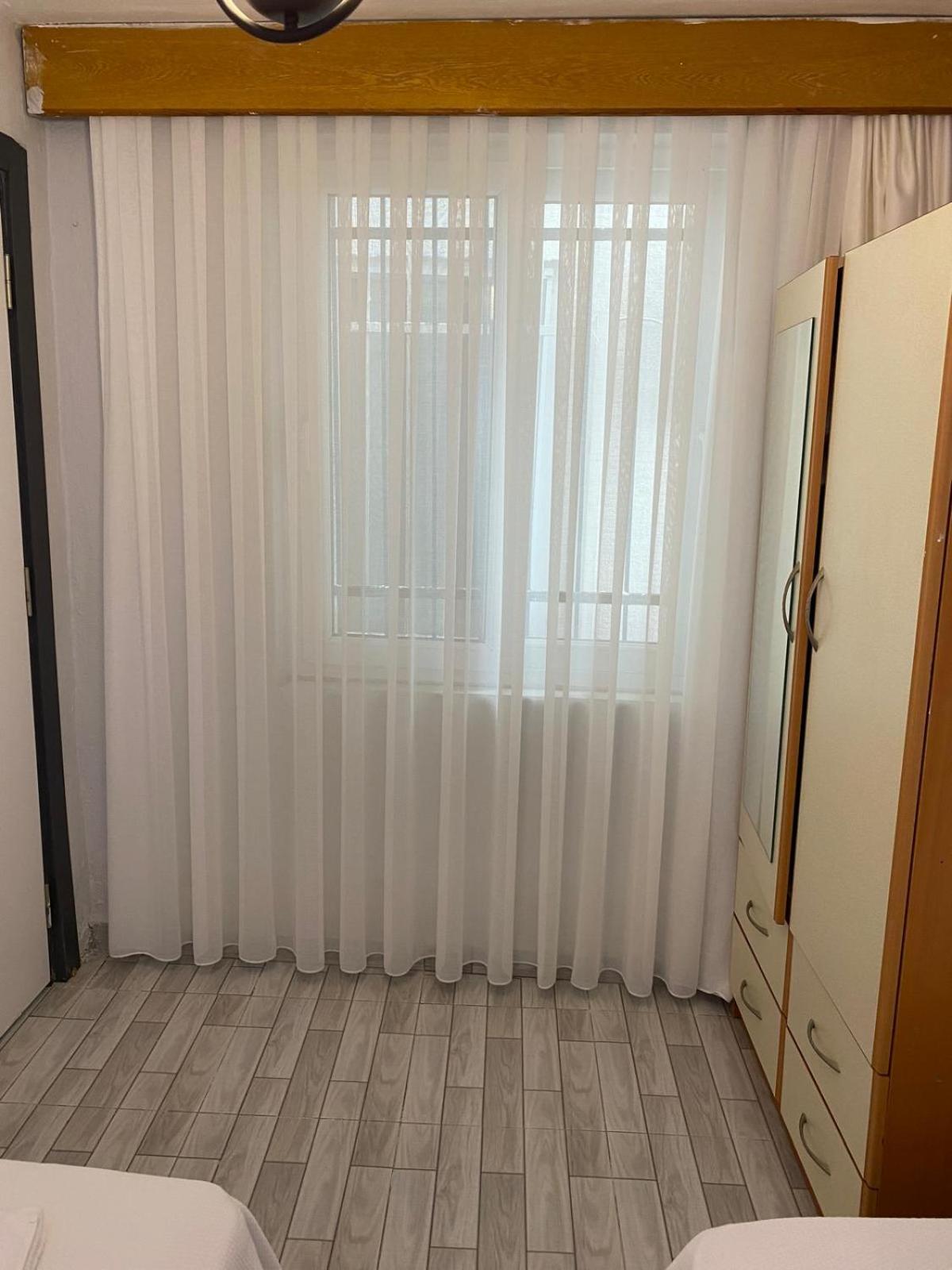 Appart hôtel Izan Bakis *