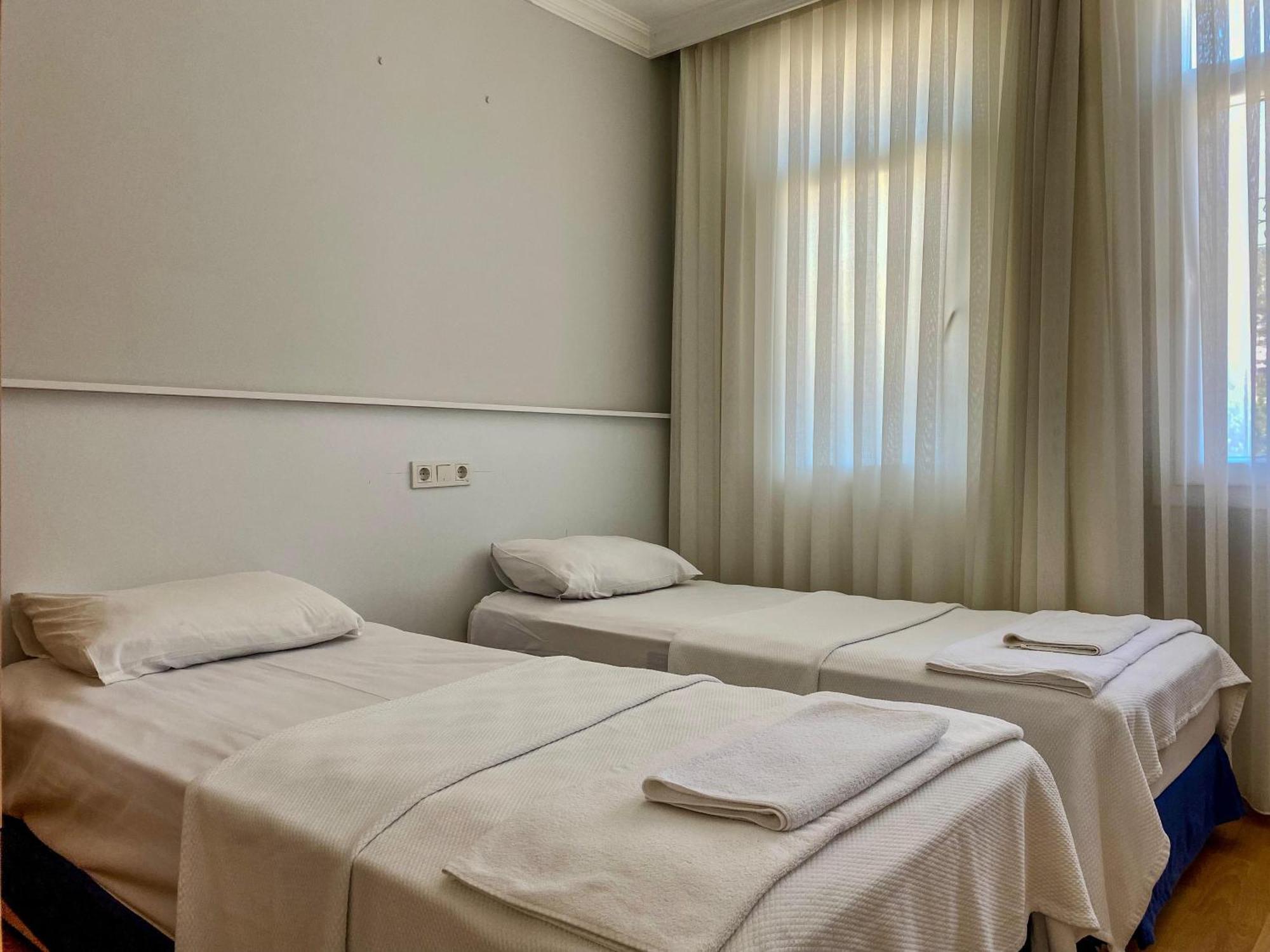 Izan Bakis Hotel apartamentowy